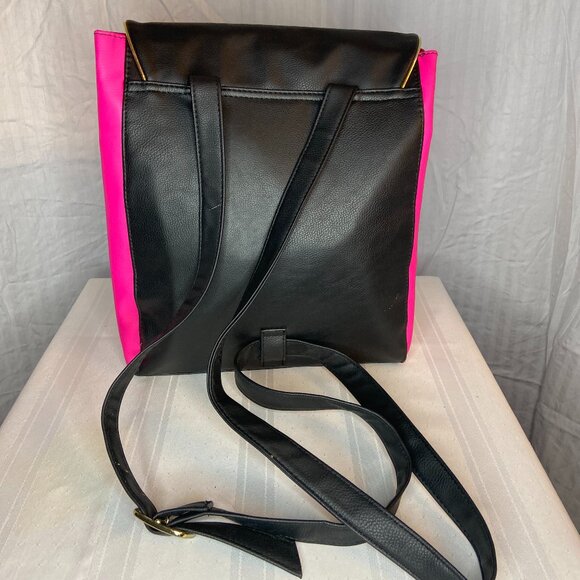 Juicy Couture Hot Pink and Black Backpack - Picture 3 of 9